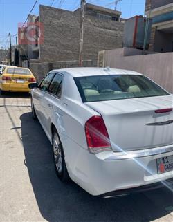كرايسلر 300